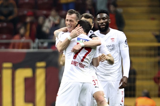 Futbol: Süper Lig'de görünüm