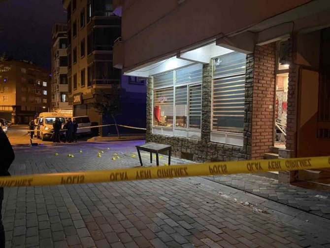 Sokak ortasında silahlı çatışma