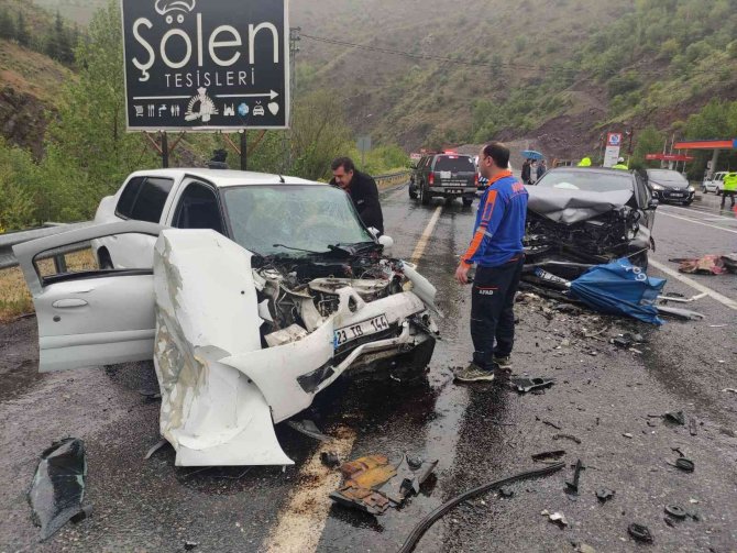 Trafik kazası: 4 yaralı