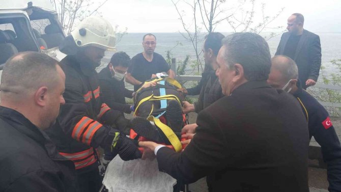 Bariyerler bayram günü faciayı önledi: 2’si çocuk 5 yaralı