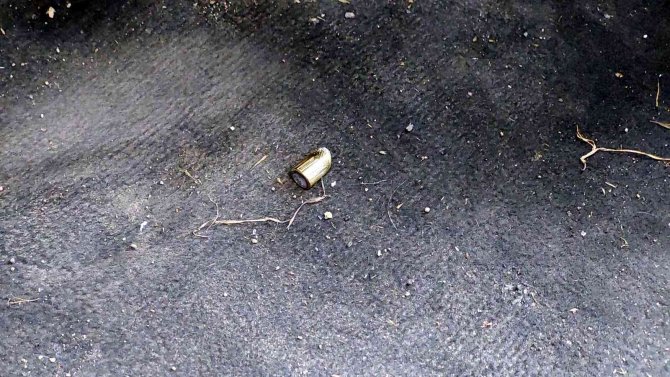 Bayram sabahı atılan maganda kurşunu aracın camına isabet etti