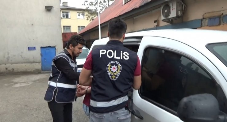 'FETÖ' ile korkutarak 200 bin TL dolandırdılar, Tunceli'de yakalandılar