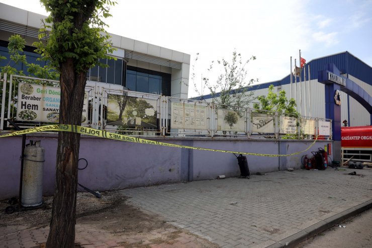 Geri dönüşüm fabrikasındaki yangın 7 saatte kontrol altında