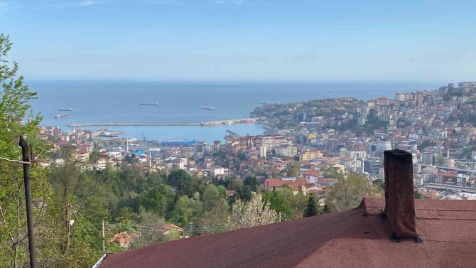 Tedirgin eden gelenek, bayram sabahı silahlar konuştu