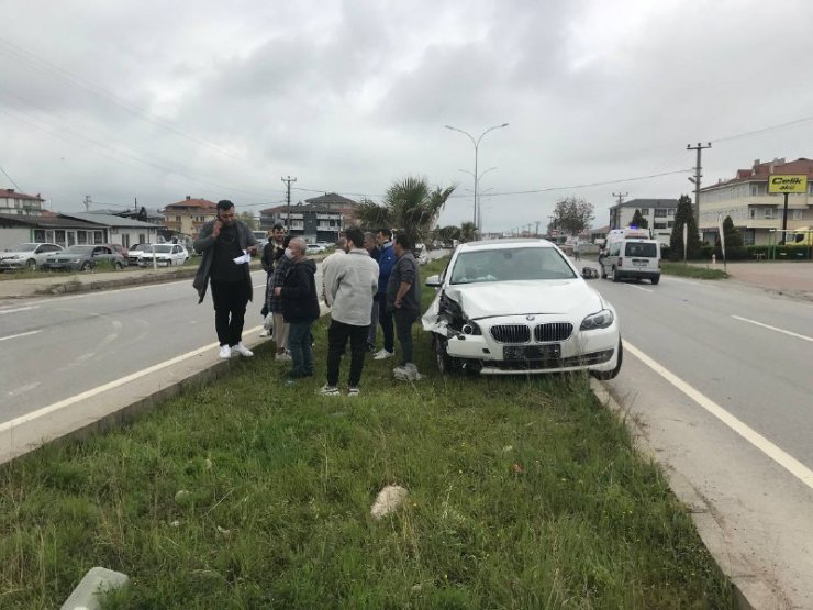 3 araçlı kazada 3 yaralı