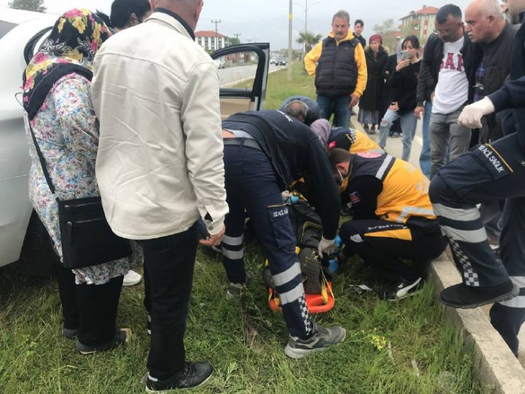 3 araçlı kazada 3 yaralı