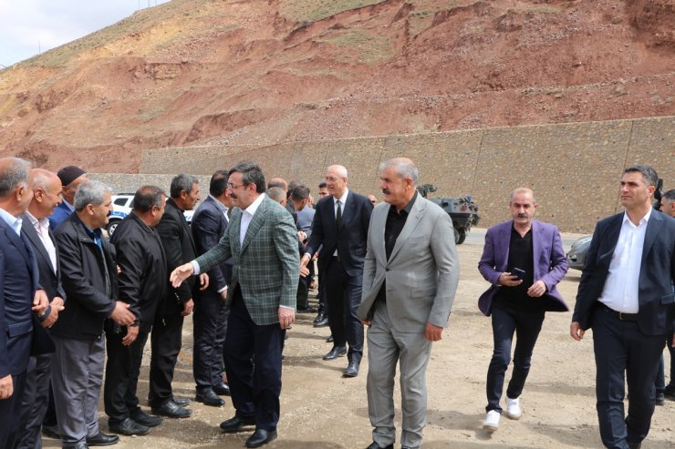 AK Parti'li Yılmaz: 2020'de Çin'le beraber ilerleyen tek ülke Türkiye oldu