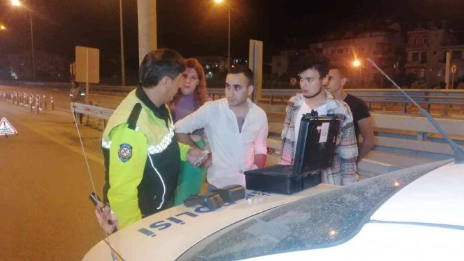 Alkollü sürücünün arkadan çarpıp sürüklediği motosiklet sürücüsü ağır yaralandı