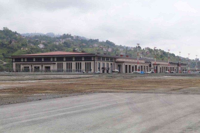 Bakan Karaismailoğlu: “Rize-Artvin Havalimanı’nın Avrupa’da başka bir örneği de yok”
