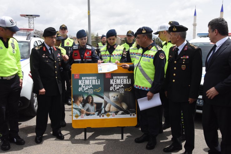 Jandarma Genel Komutanı Çetin: Bayramda 208 bin personelle yollardayız