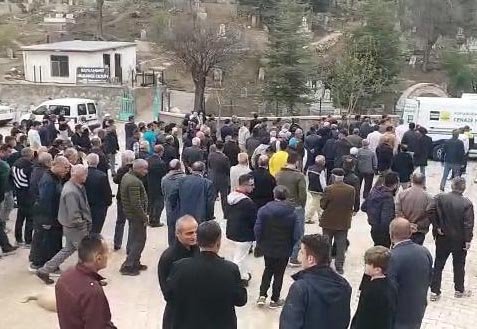 Konya'daki yangında anne ve oğlunun cansız bedenine ulaşıldı