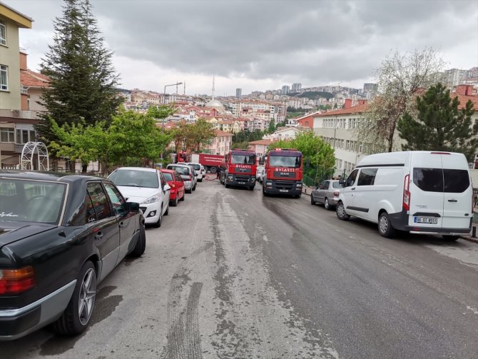 Çatı yangını hasara neden oldu