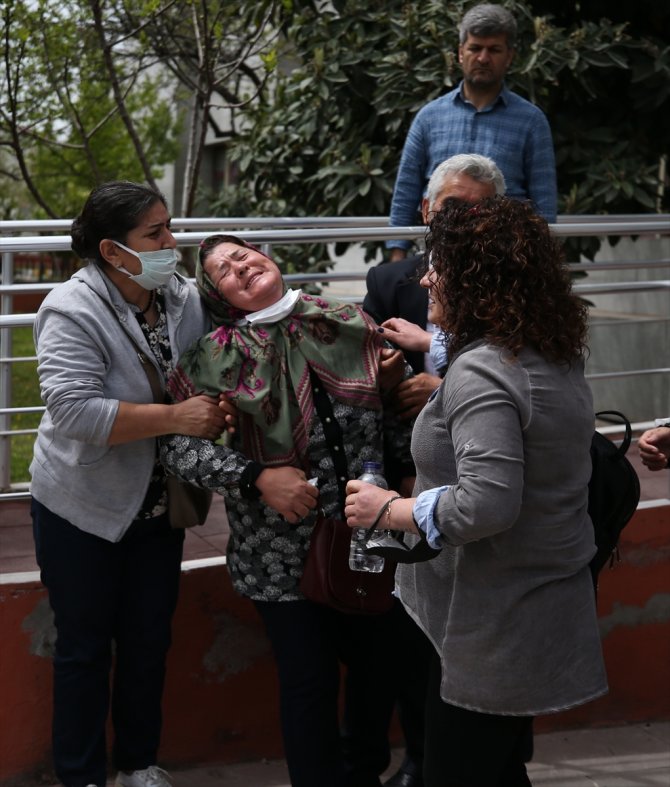 Cinayete kurban giden kuzenlerin aileleri, bayramı buruk geçirdi