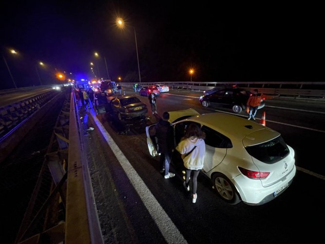 Zincirleme kazada 5 kişi yaralandı