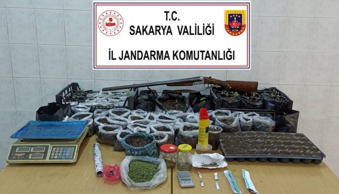 Ev değil, uyuşturucu imalathanesi