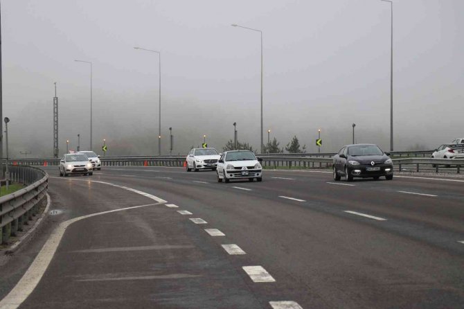 Tatilcilerin bayram dönüş yolculuğu başladı