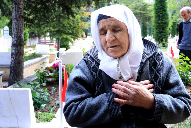 Babalarının kabrini 67 yıl sonra buldular