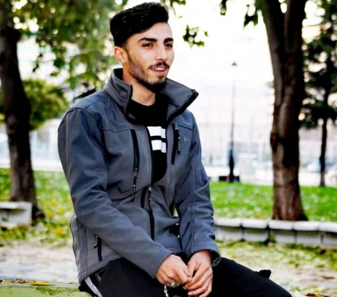 Aracında silahlı saldırıya uğrayan genç hayatını kaybetti