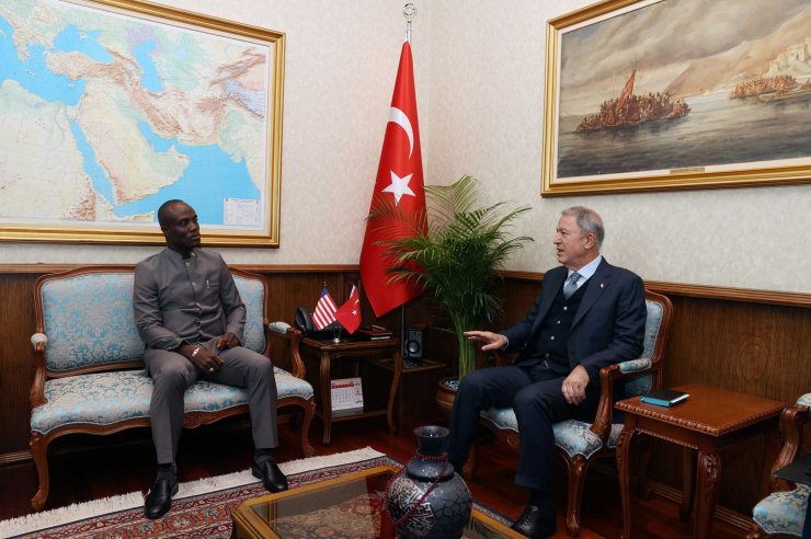 Bakan Akar, Liberyalı mevkidaşıyla bir araya geldi