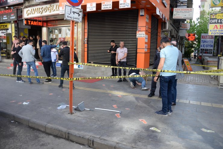 Eski iş yerini basıp patronunu vurdu, kaçarken de 2 kişiyi yaraladı