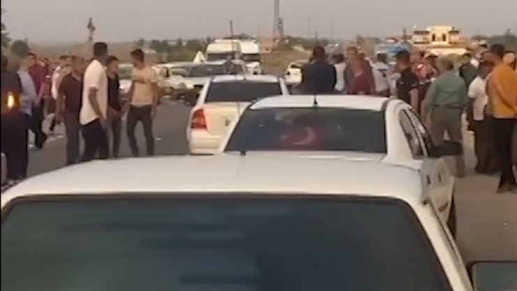 Jandarma, kaza sonrası çıkan kavgayı havaya ateş ederek sonlandırdı