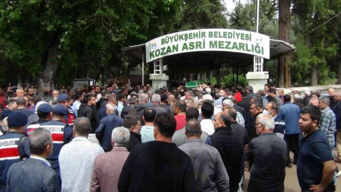 Kanlı pusuda öldürülen marangoz son yolculuğuna uğurlandı