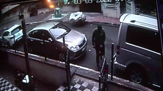 Yol hazırlığı yapan ailenin erzak çantasını çekçekçi çaldı