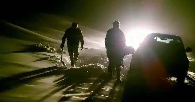 Bayburt’ta tipide mahsur kalan 2 kişi kurtarıldı