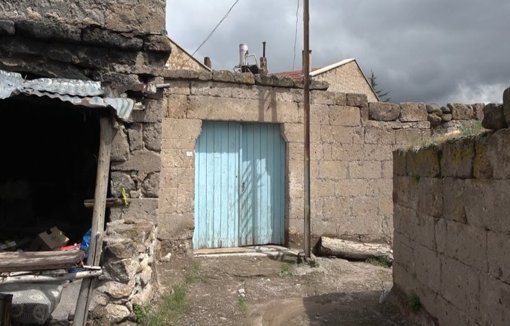 Çocuklarının gözü önünde eski eşinin öldürdüğü Zeynep'in dedesi: Bu bir zevk ölümü