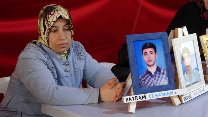 Evlat nöbeti 977’nci gününde