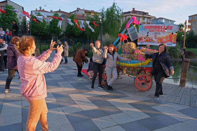 Hıdırellez dansla, şarkıyla kutlandı