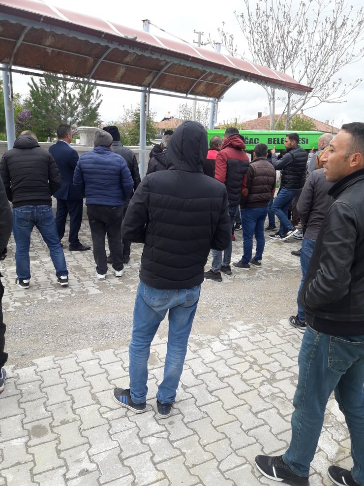 Kuzeniyle oynarken sulama kanalına düştü