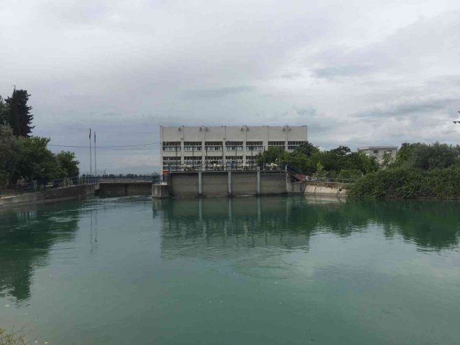 Sulama kanalında erkek cesedi bulundu