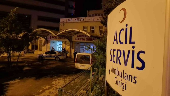 Gazinoda bıçaklı kavga: 1 yaralı