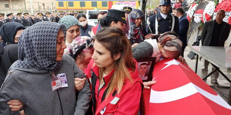 Şehit uzman çavuş, Yozgat'ta son yolculuğuna uğurlandı