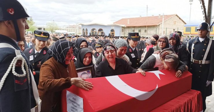 Şehit uzman çavuş, Yozgat'ta son yolculuğuna uğurlandı