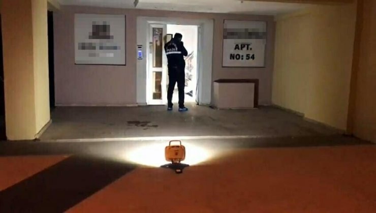 Sevgilisini öldürüp cezaevine girdi; tahliye oldu, bu kez de kocasını öldürdü