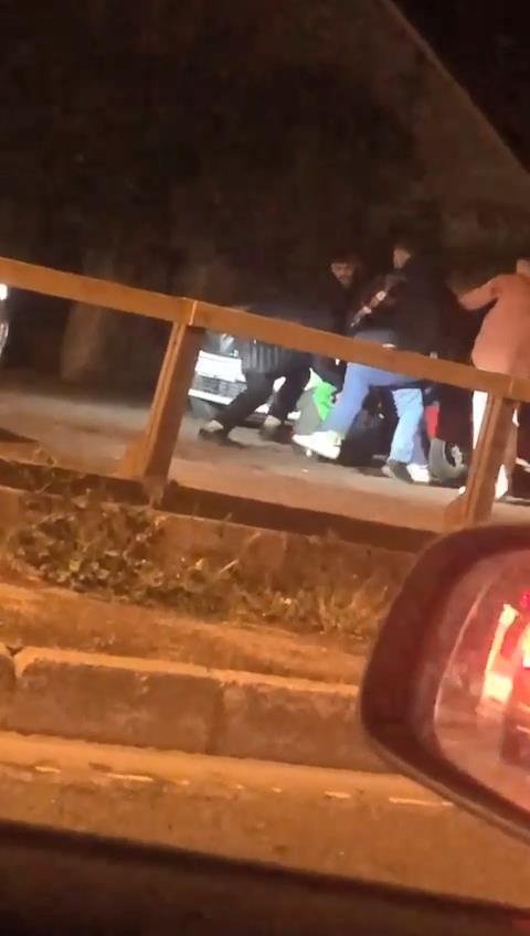 Sürücülerin park kavgası 