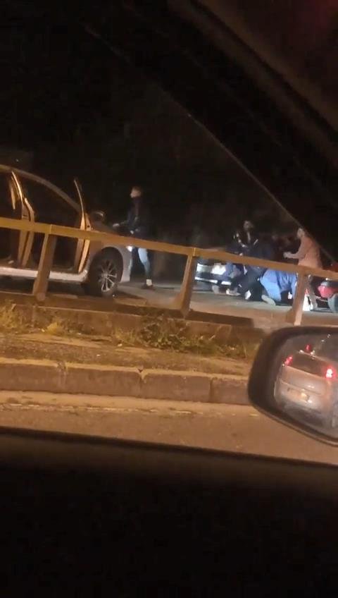 Sürücülerin park kavgası 