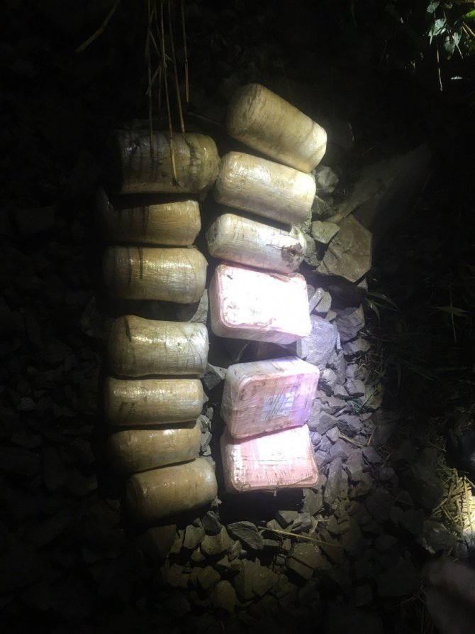 9 kilo uyuşturucu ele geçirildi