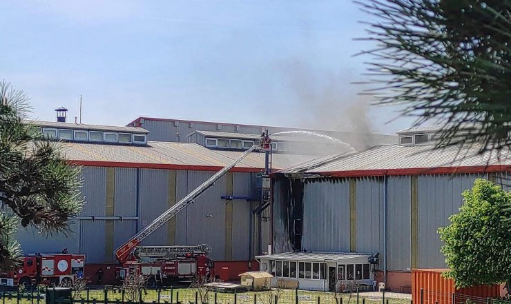 Döküm fabrikasında yangın çıktı
