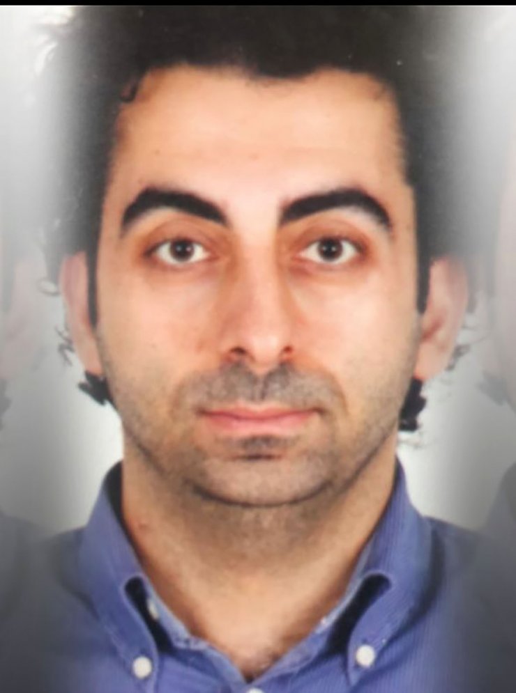 Evinin terasında 21 yerinden bıçaklanarak öldürüldü