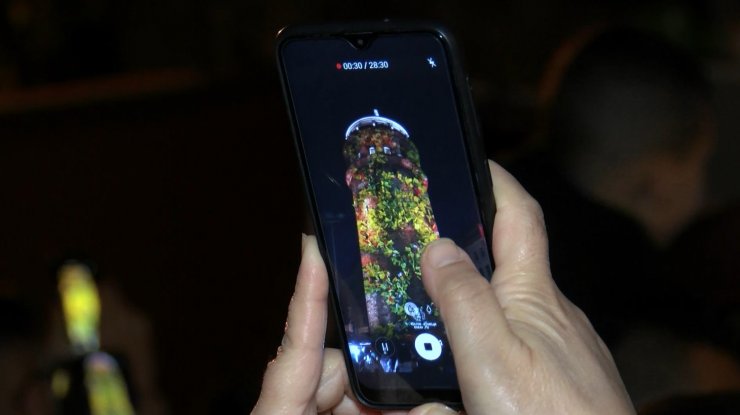  Galata Kulesi annelerin fotoğraflarıyla süslendi