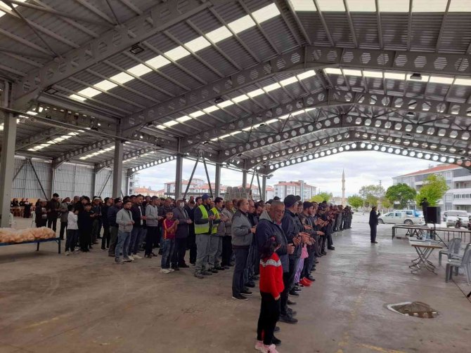 Konya'da yağmur duası yapıldı