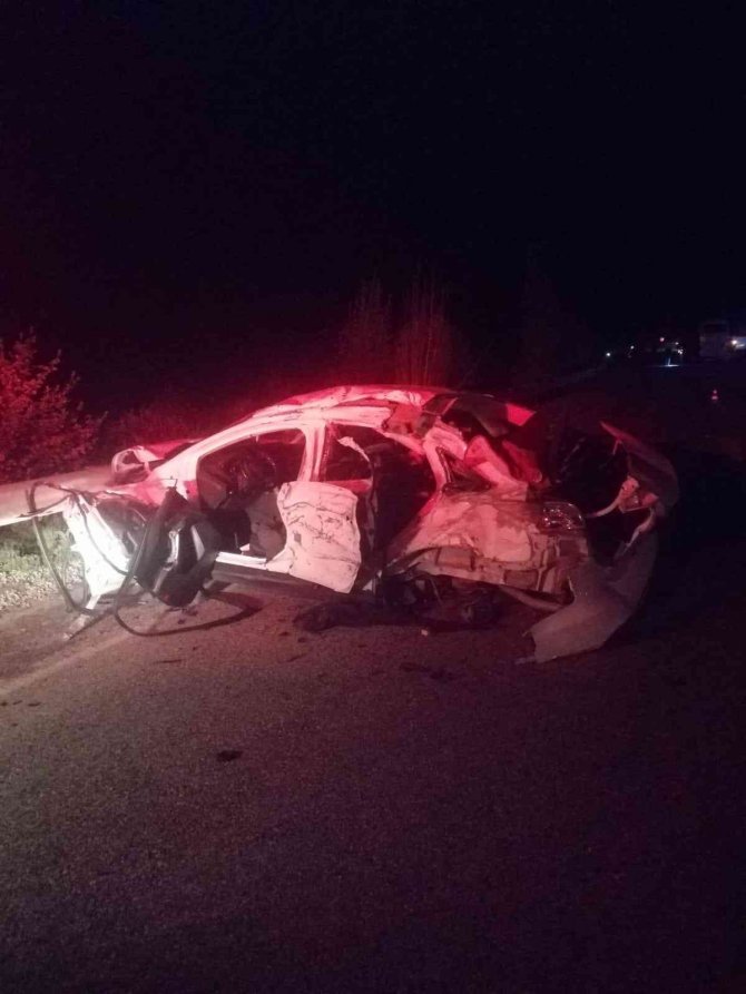 Öğretmen çifti ölüm ayırdı