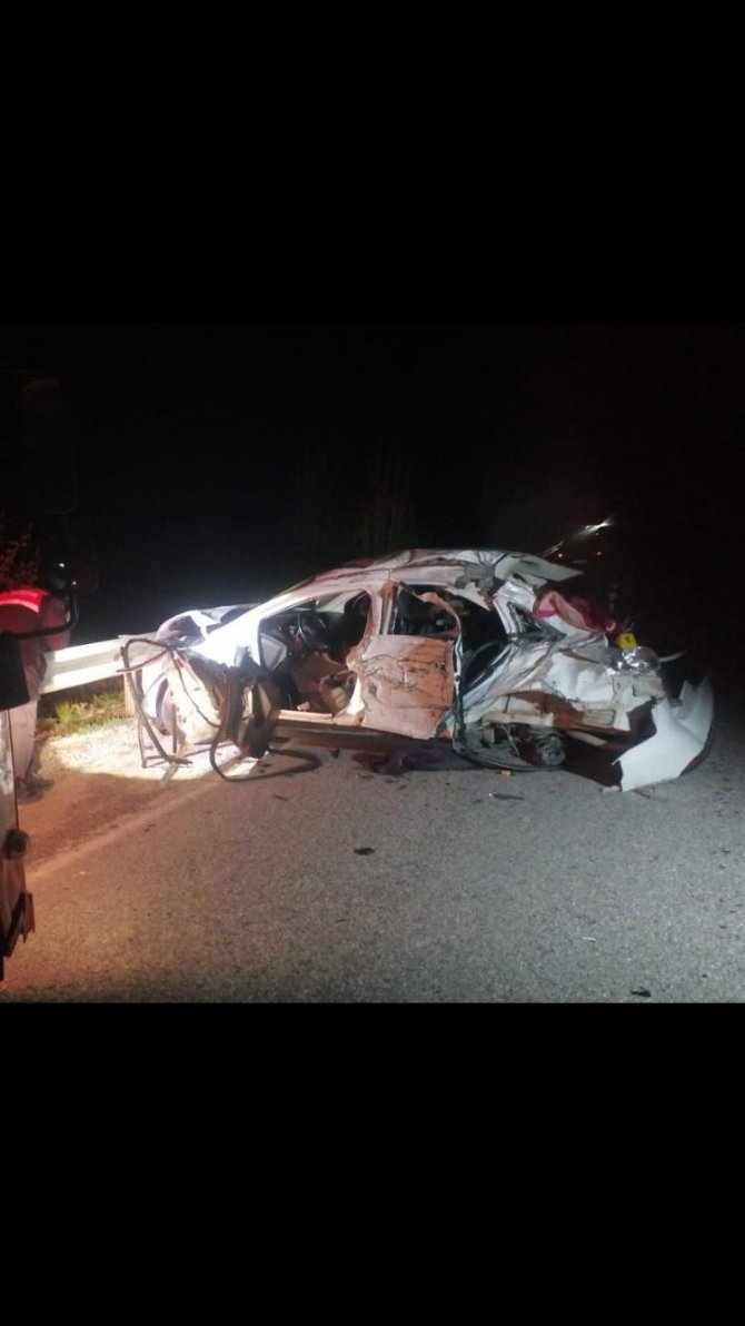 Öğretmen çifti ölüm ayırdı