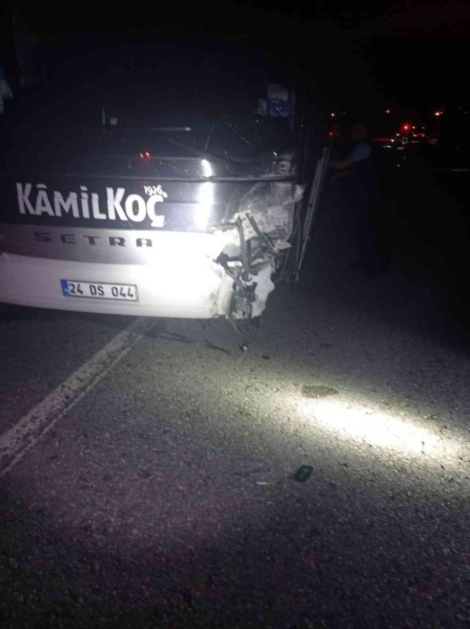 Öğretmen çifti ölüm ayırdı