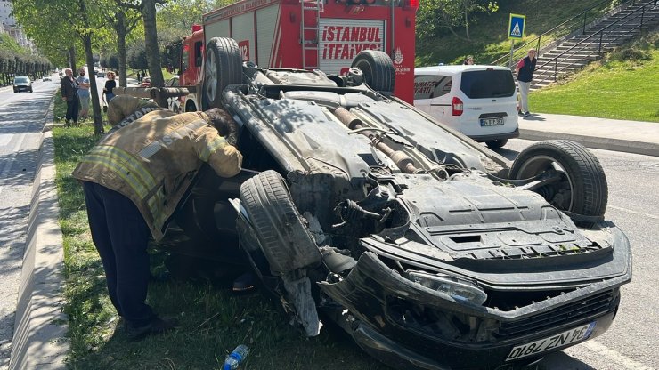 Ters dönen otomobilin sürücüsü yaralandı
