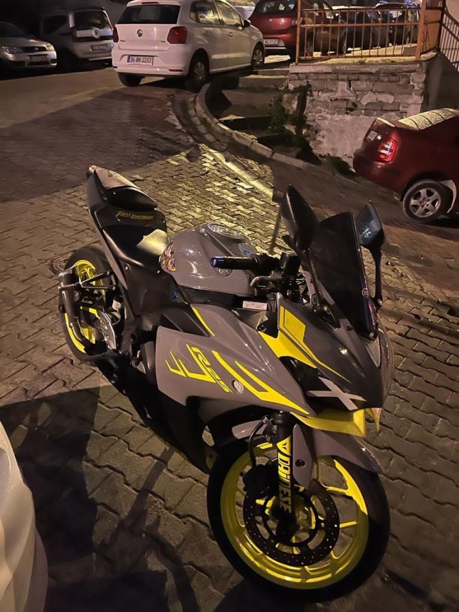 100 bin TL’lik motosikleti ittirerek çaldılar