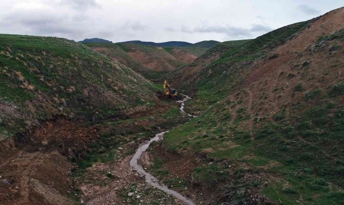 Atıl durumdaki göletler yeniden çiftçinin kullanımına sunuluyor